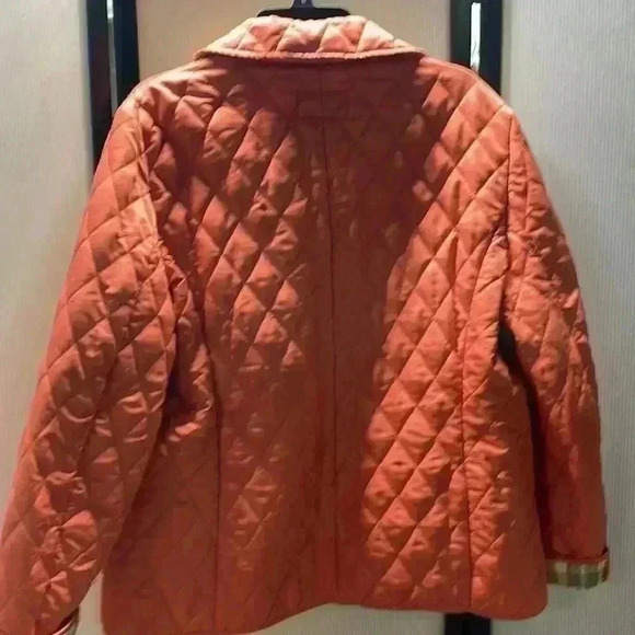 Women’s quilted jacket. Size extra large.. look at those fall colors. - Picture 7 of 7